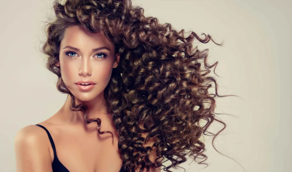 Coiffeur permanente à Avon