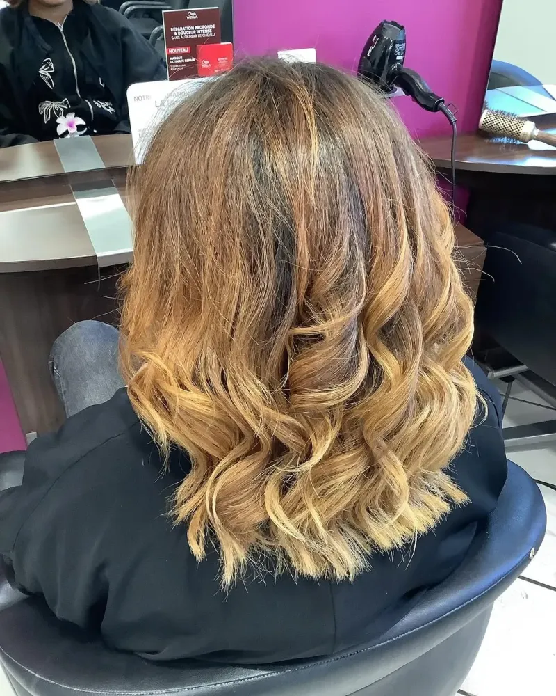 Coiffeur femme à Avon